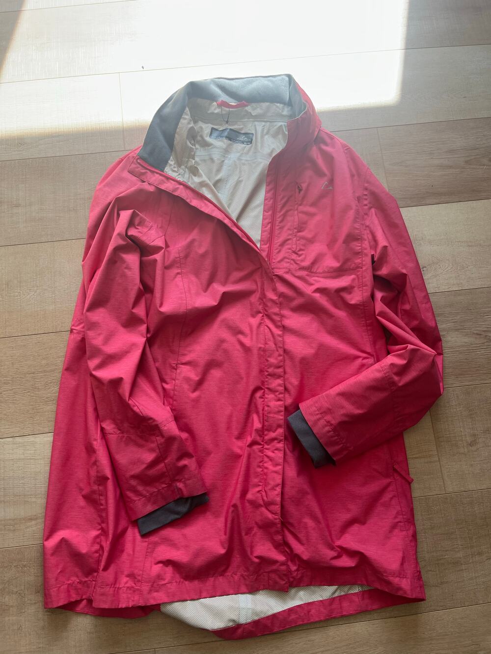 Paradox pink hooded full zip outdoor jacket with mesh lining and zip pockets